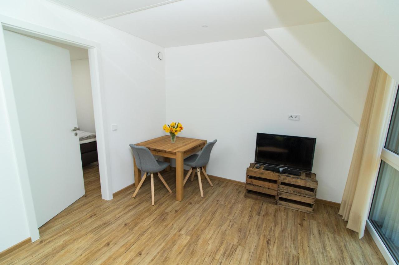 Ferienweingut Ulrike Thul Apartment Leiwen Bagian luar foto